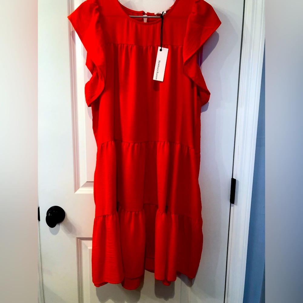 VICI dress that has never been worn. Size Large